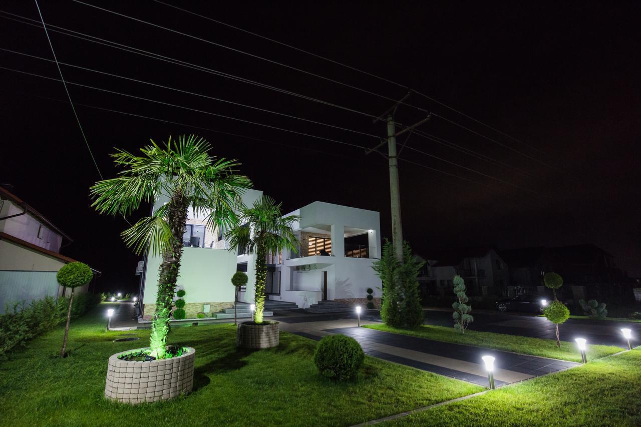 Palm Rezidential Hotel Sebes  Exterior photo
